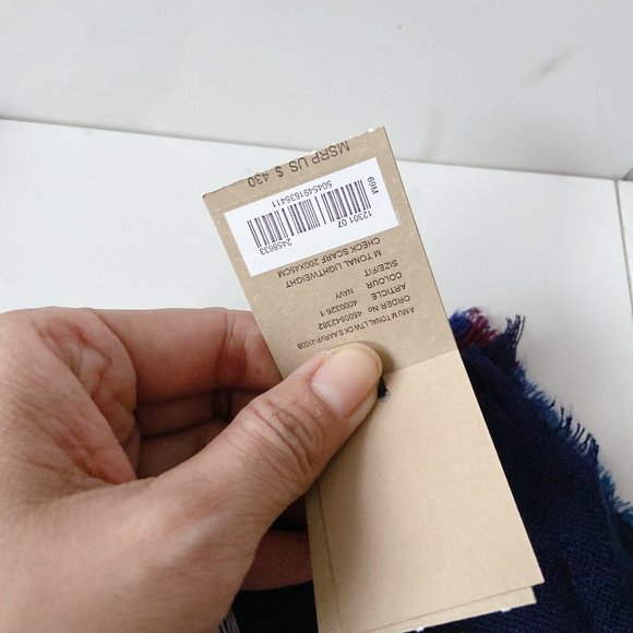 BURBERRY Plaid Check Wool Cashmere Scarf Navy - Picture 4 of 6